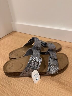 Time and Tru Kids' Silver Glitter Double-Strap Sandals